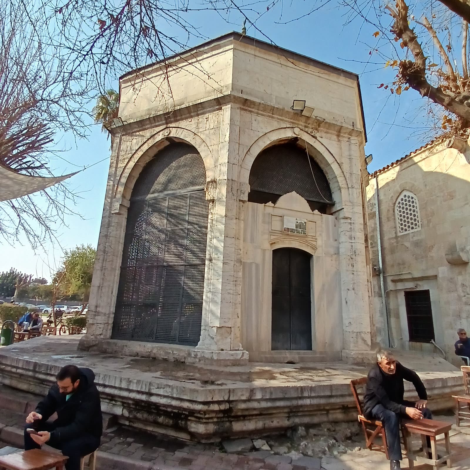 Ramazanoğlu Türbesi fotoğrafı